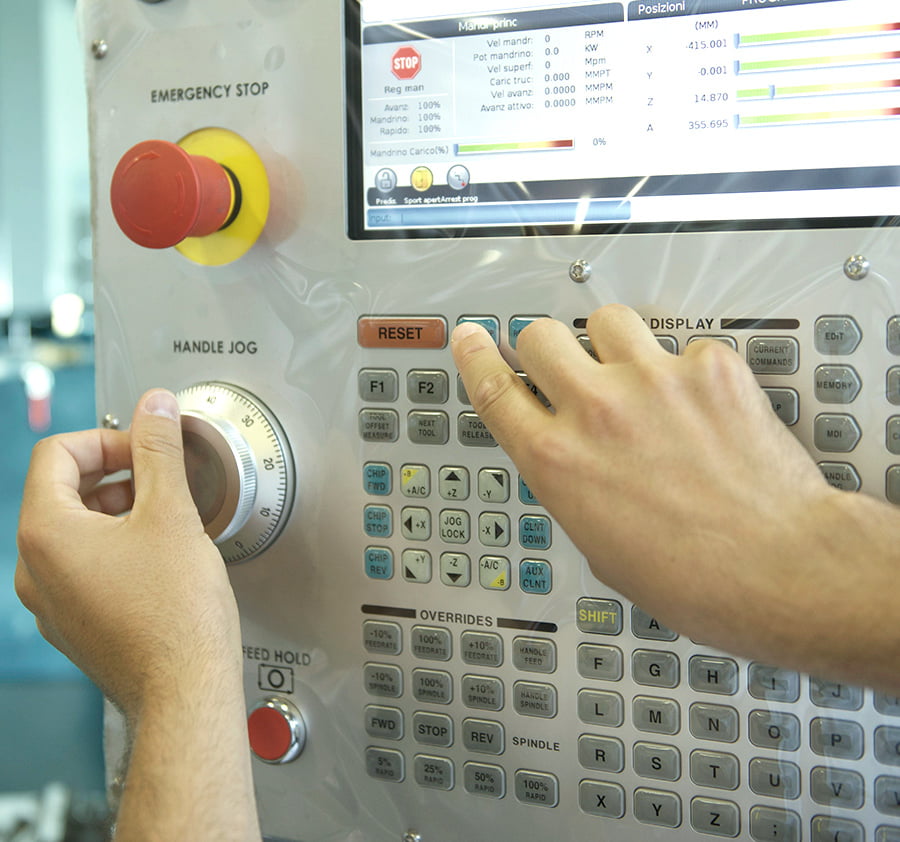 Celada provides technical assistance with a high quality standard by professionals and technicians in the sector.