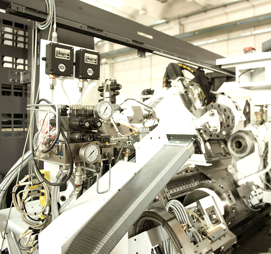 Celada offers its clients a powerful guarantee: an offer that embraces all areas of mechanics.